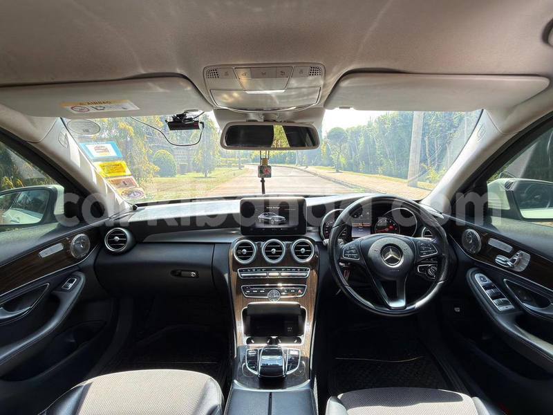 Big with watermark mercedes benz w100 uganda kampala 25042