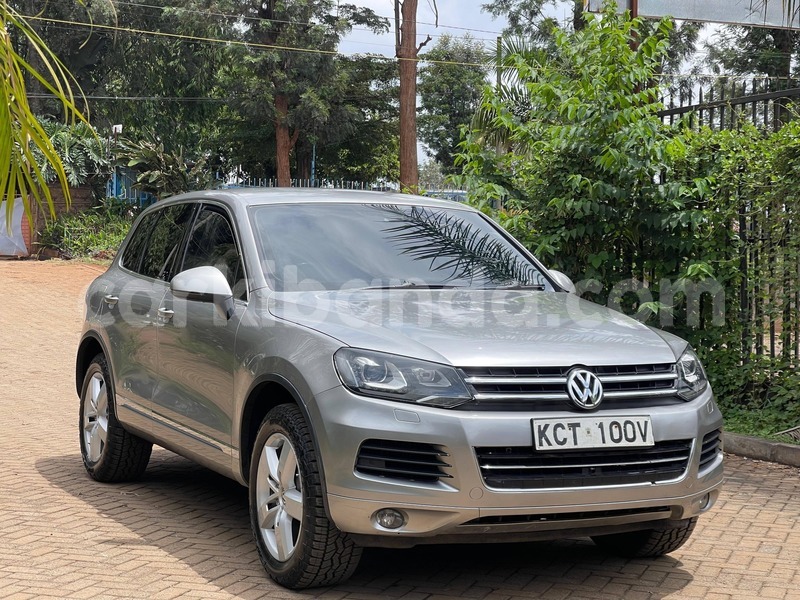 Big with watermark volkswagen touareg uganda kampala 25047