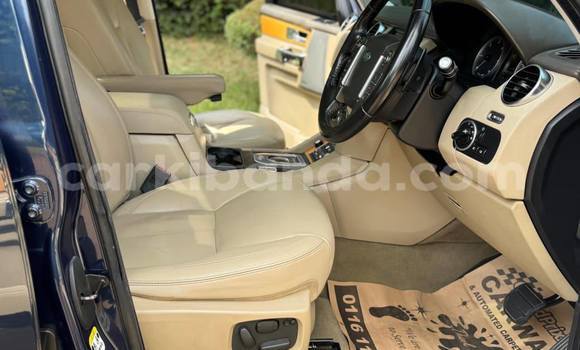 Buy Used Land Rover Discovery Blue Car in Kampala in Uganda Buy Used Land Rover Discovery Blue Car in Kampala in Uganda