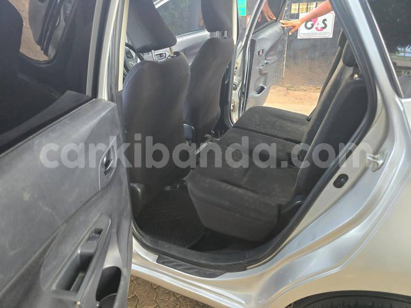 Big with watermark toyota ractis uganda kampala 25051