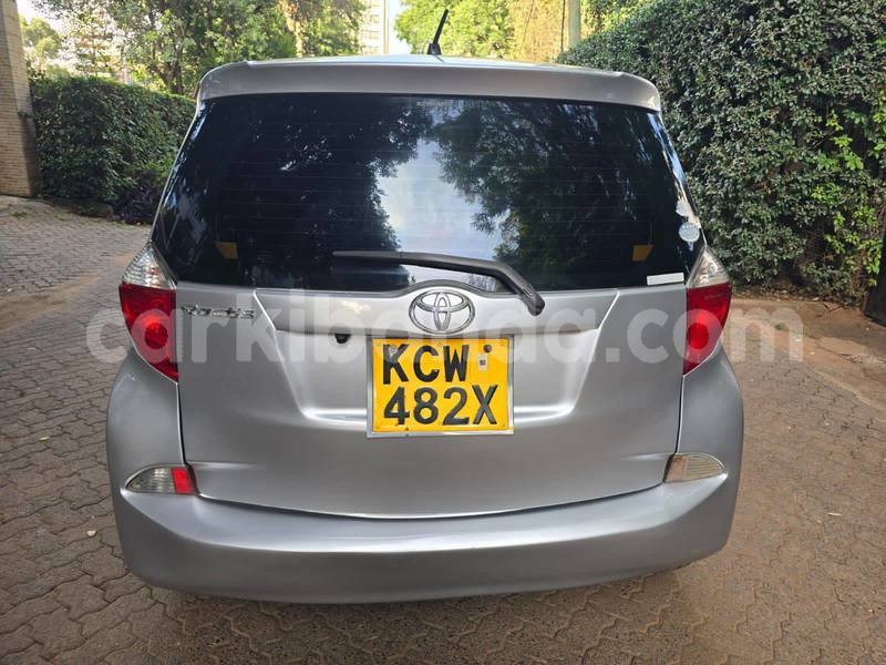 Big with watermark toyota ractis uganda kampala 25051