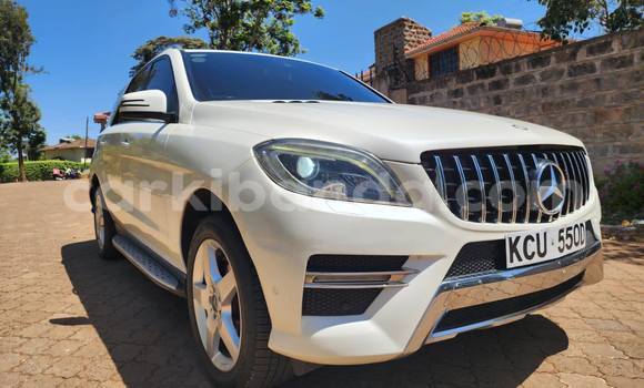 Buy Used Mercedes‒Benz ML–Class White Car in Kampala in Uganda