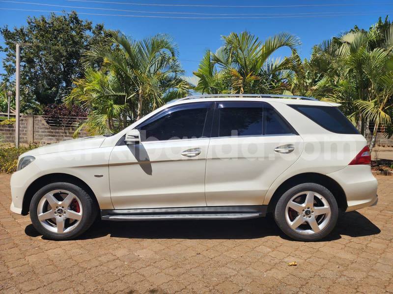 Big with watermark mercedes benz ml class uganda kampala 25054