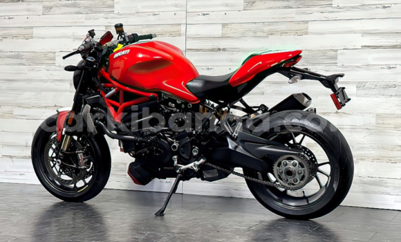 Acheter Occasion Moto Ducati Monster Rouge à Amudat, Nord Acheter Occasion Moto Ducati Monster Rouge à Amudat, Nord