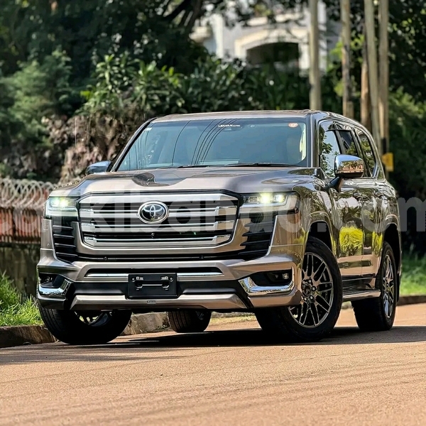 Big with watermark toyota land cruiser uganda kampala 25063
