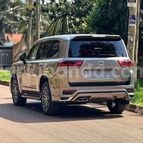 Big with watermark toyota land cruiser uganda kampala 25063