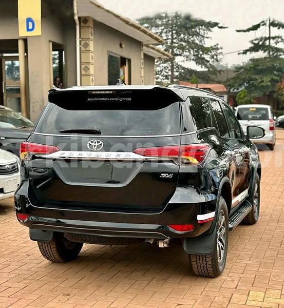 Big with watermark toyota fortuner uganda kampala 25067