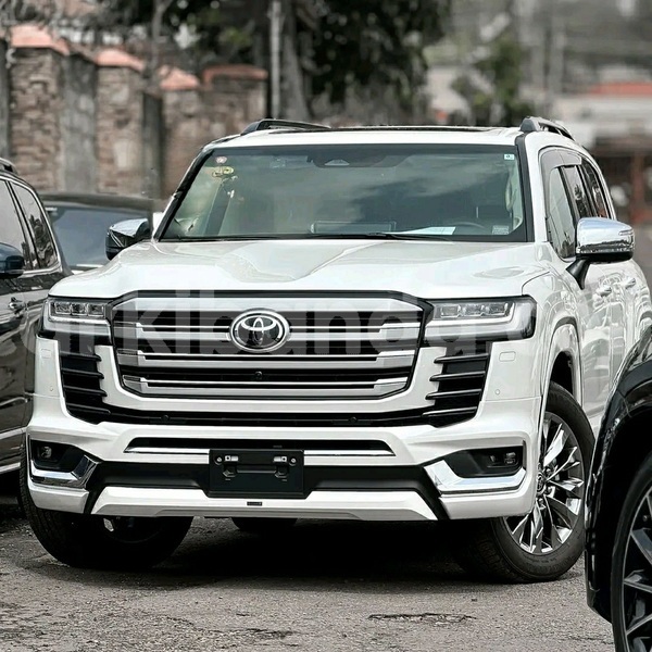 Big with watermark toyota land cruiser uganda kampala 25069
