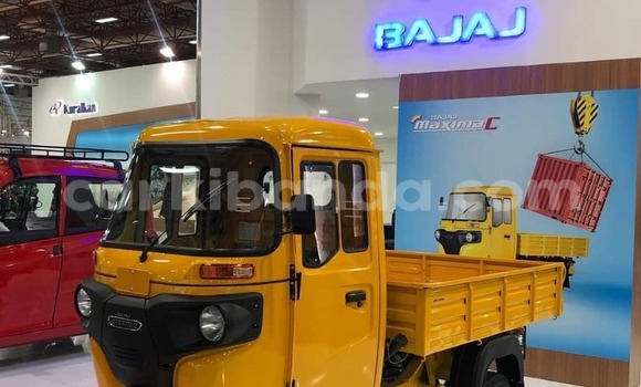 Gura Yakoze Bajaj Qute Blue Imodoka i Import - Dubai mu Uganda Gura Yakoze Bajaj Qute Blue Imodoka i Import - Dubai mu Uganda