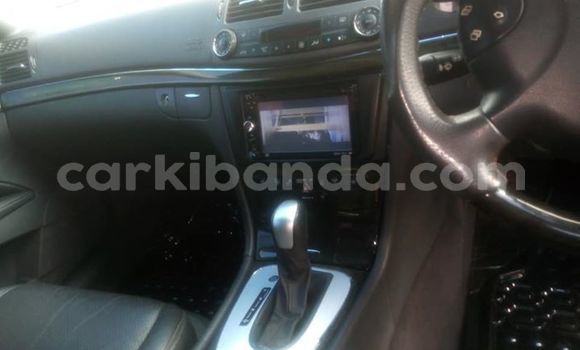 Buy Used Mercedes‒Benz E–Class Silver Car in Kampala in Uganda Buy Used Mercedes‒Benz E–Class Silver Car in Kampala in Uganda