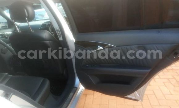 Buy Used Mercedes‒Benz E–Class Silver Car in Kampala in Uganda Buy Used Mercedes‒Benz E–Class Silver Car in Kampala in Uganda