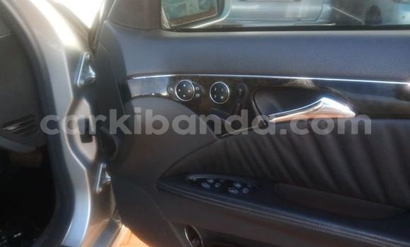Buy Used Mercedes‒Benz E–Class Silver Car in Kampala in Uganda Buy Used Mercedes‒Benz E–Class Silver Car in Kampala in Uganda