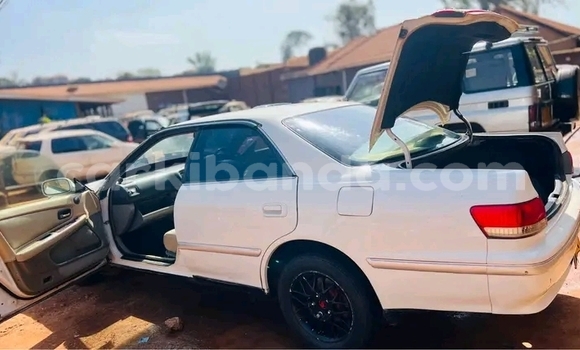 Gura Yakoze Toyota Mark II Other Imodoka i Bugiri mu Eastern Gura Yakoze Toyota Mark II Other Imodoka i Bugiri mu Eastern