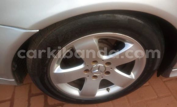 Buy Used Mercedes‒Benz E–Class Silver Car in Kampala in Uganda Buy Used Mercedes‒Benz E–Class Silver Car in Kampala in Uganda