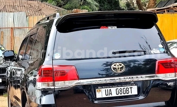 Gura Yakoze Toyota Land Cruiser Other Imodoka i Bugiri mu Eastern Gura Yakoze Toyota Land Cruiser Other Imodoka i Bugiri mu Eastern