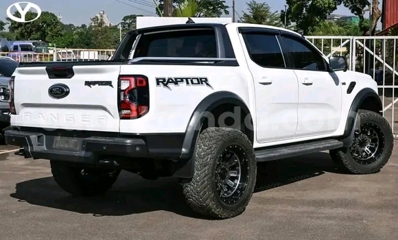 Gura Yakoze Ford Ranger (North America) White Imodoka i Bundibugyo mu Western Gura Yakoze Ford Ranger (North America) White Imodoka i Bundibugyo mu Western