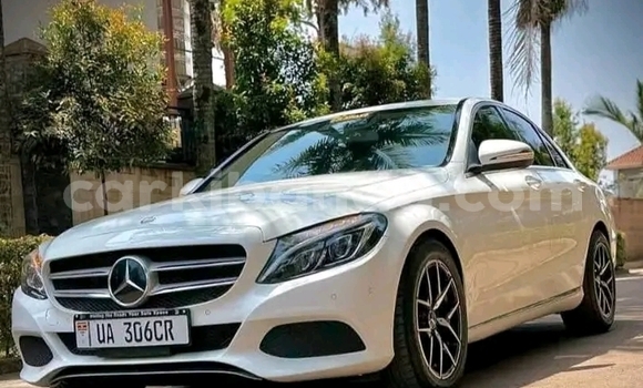 Gura Yakoze MercedesโBenz 250 Other Imodoka i Bugembe mu Eastern Gura Yakoze MercedesโBenz 250 Other Imodoka i Bugembe mu Eastern