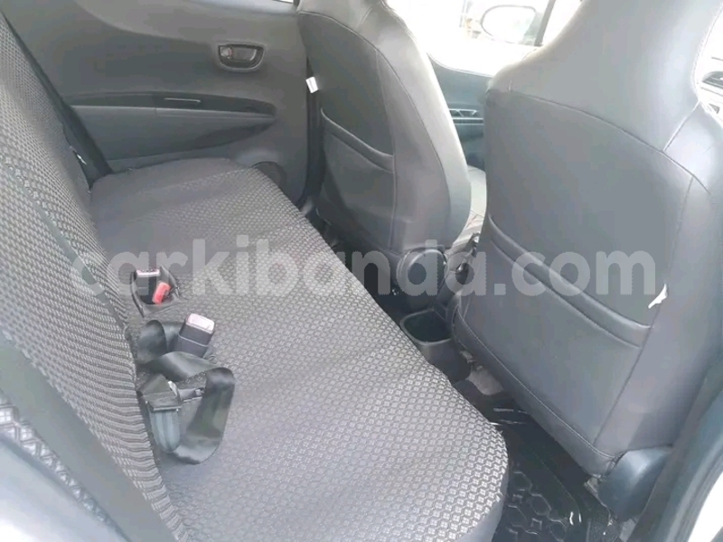 Big with watermark toyota vitz eastern bugembe 25088