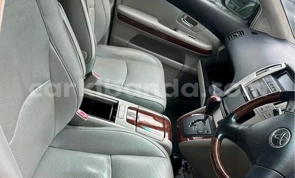 Gura Yakoze Toyota Harrier Other Imodoka i Bugembe mu Eastern Gura Yakoze Toyota Harrier Other Imodoka i Bugembe mu Eastern