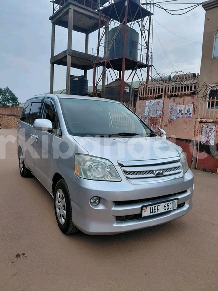 Big with watermark toyota noah eastern bugiri 25091