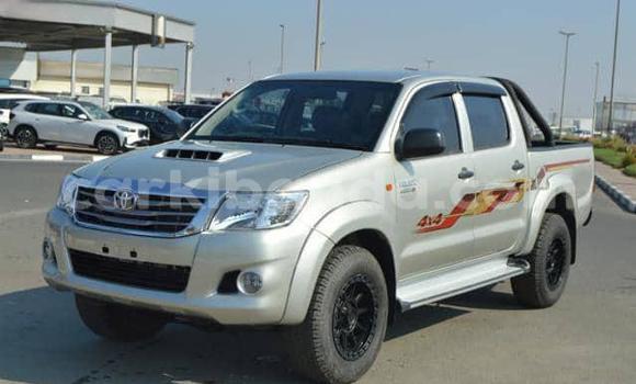 Buy Used Toyota Hilux Silver Car in Kireka in Central