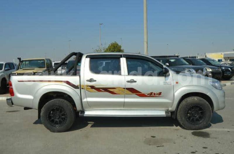 Big with watermark toyota hilux central kireka 25101