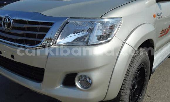 Buy Used Toyota Hilux Silver Car in Kireka in Central Buy Used Toyota Hilux Silver Car in Kireka in Central