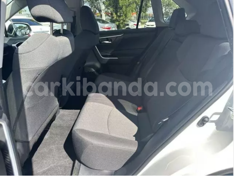 Big with watermark toyota rav4 western hima 25104