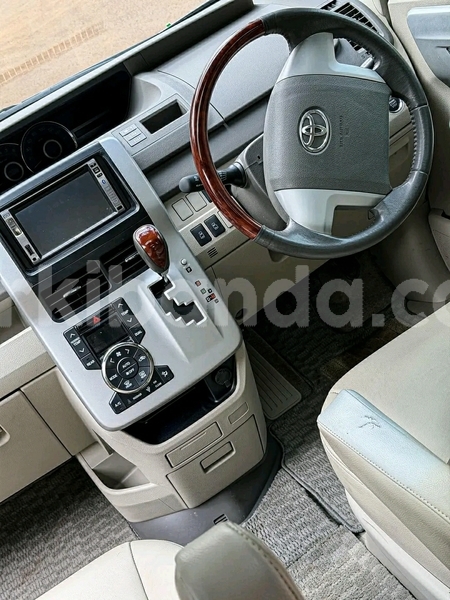 Big with watermark toyota noah uganda kampala 25108