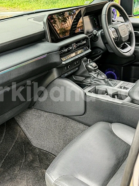 Big with watermark toyota land cruiser prado uganda kampala 25109