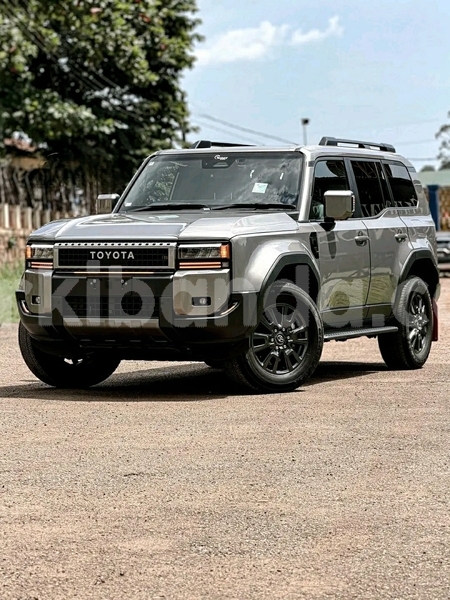 Big with watermark toyota land cruiser prado uganda kampala 25109