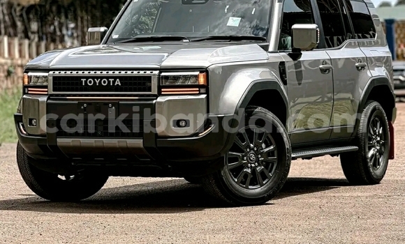 Buy Used Toyota Land Cruiser Prado Beige Car in Kampala in Uganda Buy Used Toyota Land Cruiser Prado Beige Car in Kampala in Uganda