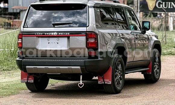 Buy Used Toyota Land Cruiser Prado Beige Car in Kampala in Uganda Buy Used Toyota Land Cruiser Prado Beige Car in Kampala in Uganda