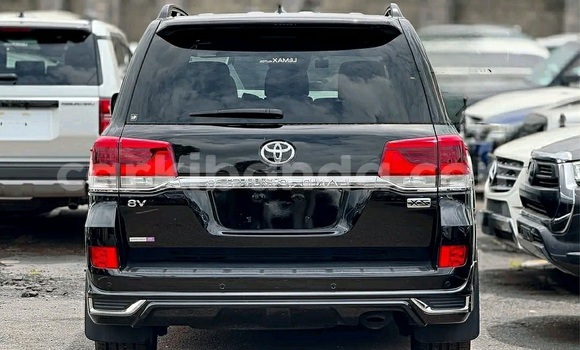 Buy Used Toyota Land Cruiser Black Car in Kampala in Uganda Buy Used Toyota Land Cruiser Black Car in Kampala in Uganda