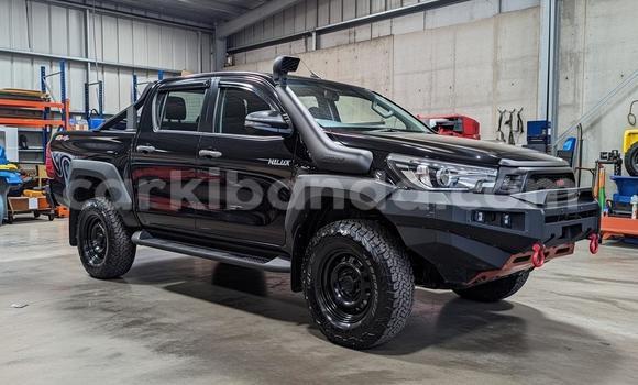 Buy Used Toyota Hilux Black Car in Kapchorwa in Eastern