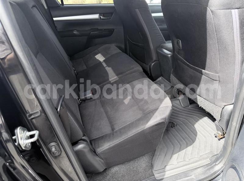 Big with watermark toyota hilux eastern kapchorwa 25112