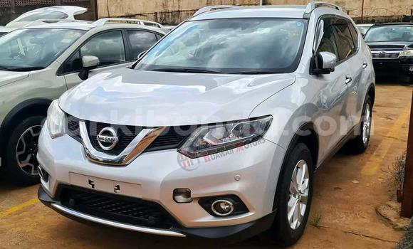 Acheter Occasion Voiture Nissan X–Trail Gris à Kampala, Ouganda Acheter Occasion Voiture Nissan X–Trail Gris à Kampala, Ouganda