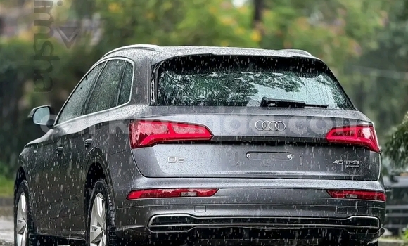 Nunua Ilio tumika Audi Q5 Fedha Gari ndani ya Kampala nchini Uganda Nunua Ilio tumika Audi Q5 Fedha Gari ndani ya Kampala nchini Uganda