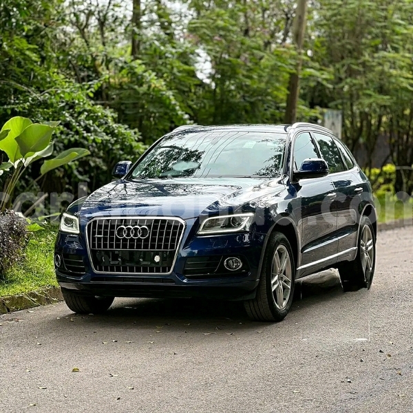 Big with watermark audi q5 uganda kampala 25127
