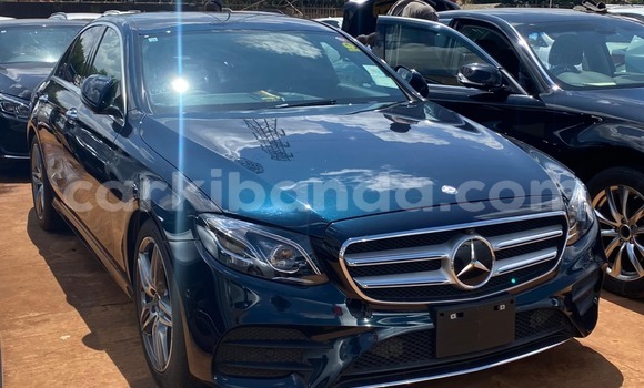 Nunua Ilio tumika Mercedes‒Benz E–Class Nyingine Gari ndani ya Kampala nchini Uganda Nunua Ilio tumika Mercedes‒Benz E–Class Nyingine Gari ndani ya Kampala nchini Uganda