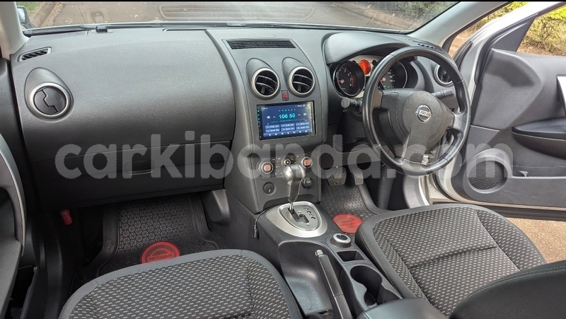Big with watermark nissan dualis uganda kampala 25135