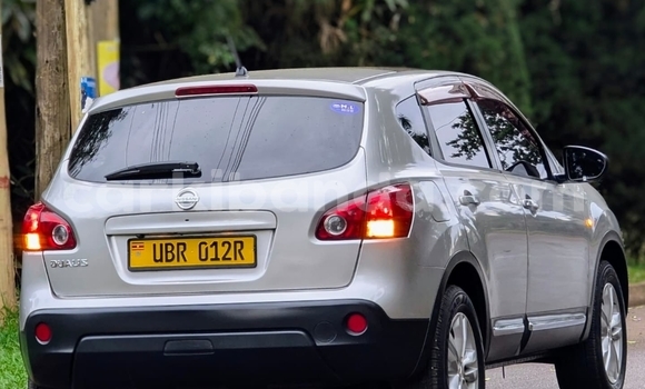 Buy Used Nissan Dualis Silver Car in Kampala in Uganda Buy Used Nissan Dualis Silver Car in Kampala in Uganda