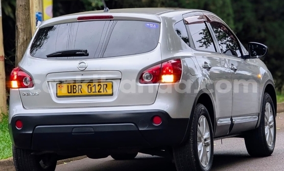 Buy Used Nissan Dualis Silver Car in Kampala in Uganda Buy Used Nissan Dualis Silver Car in Kampala in Uganda