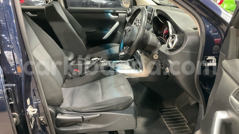 Big with watermark mercedes benz e classe uganda kampala 25142