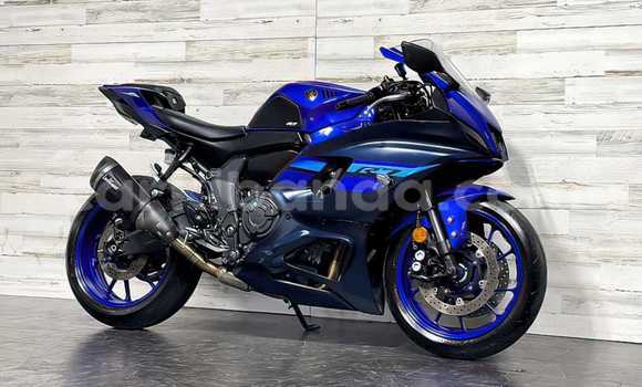 Buy Used Yamaha R1 Blue Bike in Bugiri in Eastern Buy Used Yamaha R1 Blue Bike in Bugiri in Eastern