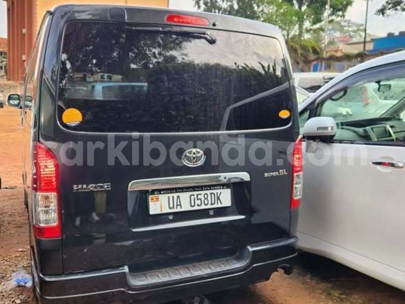 Big with watermark toyota hiace uganda kampala 25150