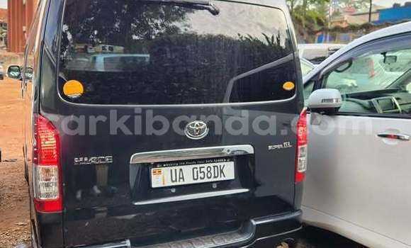 Gura Yakoze Toyota Hiace Other Imodoka i Kampala mu Uganda Gura Yakoze Toyota Hiace Other Imodoka i Kampala mu Uganda