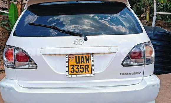 Nunua Ilio tumika Toyota Harrier Nyingine Gari ndani ya Kampala nchini Uganda Nunua Ilio tumika Toyota Harrier Nyingine Gari ndani ya Kampala nchini Uganda