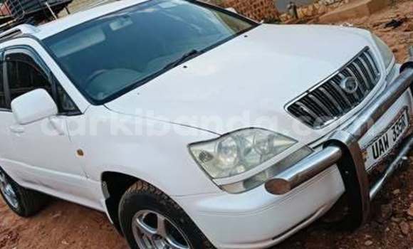 Nunua Ilio tumika Toyota Harrier Nyingine Gari ndani ya Kampala nchini Uganda Nunua Ilio tumika Toyota Harrier Nyingine Gari ndani ya Kampala nchini Uganda