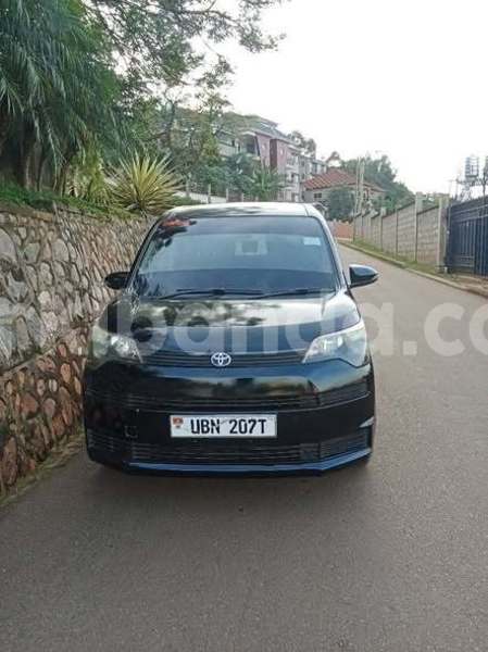 Big with watermark toyota alphard uganda kampala 25155